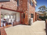 https://images.listonce.com.au/custom/160x/listings/6-may-street-newport-vic-3015/165/01203165_img_10.jpg?59ai7gn9DRE