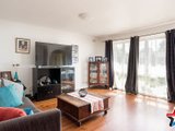 https://images.listonce.com.au/custom/160x/listings/6-mcfadzean-street-coldstream-vic-3770/861/01524861_img_02.jpg?HGX3kTnxmsE