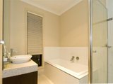 https://images.listonce.com.au/custom/160x/listings/6-merlot-street-waurn-ponds-vic-3216/353/01699353_img_08.jpg?9Knyv2gvFVM