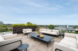 https://images.listonce.com.au/custom/160x/listings/6-merrion-grove-kew-vic-3101/264/01747264_img_11.jpg?jCYy_9_Do6Y