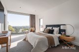 https://images.listonce.com.au/custom/160x/listings/6-milfay-avenue-kew-vic-3101/615/01891615_img_12.jpg?kfglavsil60