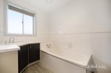 https://images.listonce.com.au/custom/160x/listings/6-mimosa-avenue-alfredton-vic-3350/835/01977835_img_09.jpg?ieijzIwwjng