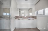 https://images.listonce.com.au/custom/160x/listings/6-miners-crescent-ballarat-east-vic-3350/971/01922971_img_09.jpg?7PljcMnB_0k