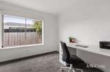 https://images.listonce.com.au/custom/160x/listings/6-monomeith-street-mooroolbark-vic-3138/644/01882644_img_08.jpg?oCy-IQTtBxc