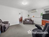 https://images.listonce.com.au/custom/160x/listings/6-monomeith-street-mooroolbark-vic-3138/983/01525983_img_07.jpg?wwEeRhWTuf4