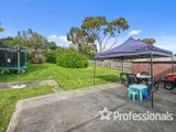 https://images.listonce.com.au/custom/160x/listings/6-monomeith-street-mooroolbark-vic-3138/983/01525983_img_14.jpg?nXWNFQ1uLSI