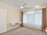 https://images.listonce.com.au/custom/160x/listings/6-monteith-street-croydon-vic-3136/259/01526259_img_07.jpg?L0tqXOaRdkI