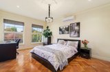 https://images.listonce.com.au/custom/160x/listings/6-montgomery-avenue-mount-waverley-vic-3149/298/00716298_img_09.jpg?zwjuaHykVLg