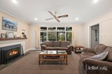 https://images.listonce.com.au/custom/160x/listings/6-munro-avenue-lilydale-vic-3140/380/01905380_img_02.jpg?vbys01cPhkU