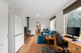 https://images.listonce.com.au/custom/160x/listings/6-munro-avenue-lilydale-vic-3140/380/01905380_img_10.jpg?q0qfs2220oc