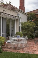 https://images.listonce.com.au/custom/160x/listings/6-murray-street-armadale-vic-3143/885/01582885_img_12.jpg?7AOtj2vjDcA