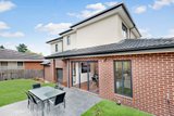 https://images.listonce.com.au/custom/160x/listings/6-mutual-road-balwyn-north-vic-3104/011/01685011_img_10.jpg?erRco7oPXcM