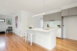 https://images.listonce.com.au/custom/160x/listings/6-naroo-road-mooroolbark-vic-3138/293/01649293_img_10.jpg?q4omaZ4dSVc