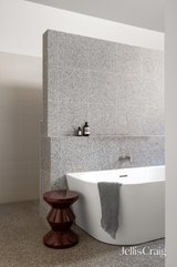 https://images.listonce.com.au/custom/160x/listings/6-naroon-road-alphington-vic-3078/058/01768058_img_14.jpg?5532okZcYCE