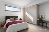 https://images.listonce.com.au/custom/160x/listings/6-naroon-road-alphington-vic-3078/058/01768058_img_15.jpg?OPEhD1BSST4