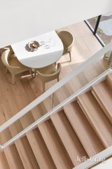 https://images.listonce.com.au/custom/160x/listings/6-nelson-road-camberwell-vic-3124/034/01821034_img_13.jpg?Li_7Sd_XRfg