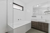 https://images.listonce.com.au/custom/160x/listings/6-newhaven-lane-croydon-vic-3136/040/01913040_img_05.jpg?jUCosdC9yk8