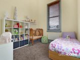 https://images.listonce.com.au/custom/160x/listings/6-nixon-place-south-melbourne-vic-3205/614/01087614_img_08.jpg?-lFhLAbvOzw