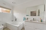 https://images.listonce.com.au/custom/160x/listings/6-norman-court-box-hill-south-vic-3128/522/00295522_img_05.jpg?7X-Kra79Cmg