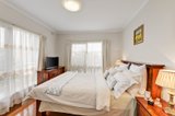 https://images.listonce.com.au/custom/160x/listings/6-norman-court-box-hill-south-vic-3128/522/00295522_img_06.jpg?vxzvEMdMIyQ