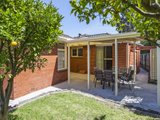 https://images.listonce.com.au/custom/160x/listings/6-odette-court-ringwood-east-vic-3135/023/00621023_img_08.jpg?SM0mu-2Q82A