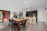 https://images.listonce.com.au/custom/160x/listings/6-old-main-road-eganstown-vic-3461/149/01251149_img_02.jpg?laE_zU_T1Rg