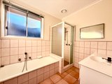 https://images.listonce.com.au/custom/160x/listings/6-old-orchard-way-doncaster-vic-3108/257/01734257_img_07.jpg?EpPZU8vFBQg