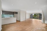 https://images.listonce.com.au/custom/160x/listings/6-old-school-road-notting-hill-vic-3168/172/01863172_img_03.jpg?8WXmJaxvnPU