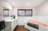 https://images.listonce.com.au/custom/160x/listings/6-olsen-close-mooroolbark-vic-3138/292/01682292_img_11.jpg?hcgnjKHGxXw