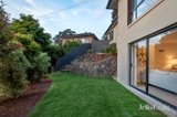 https://images.listonce.com.au/custom/160x/listings/6-oonah-close-eltham-north-vic-3095/057/01826057_img_22.jpg?rRE1wwSxlQo