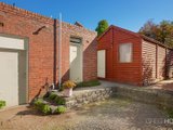https://images.listonce.com.au/custom/160x/listings/6-patterson-place-south-melbourne-vic-3205/106/01090106_img_03.jpg?_irb6xOB9D4