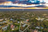 https://images.listonce.com.au/custom/160x/listings/6-paynters-road-wonga-park-vic-3115/726/01723726_img_28.jpg?7FmfFXEJjBU