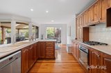 https://images.listonce.com.au/custom/160x/listings/6-pear-court-wonga-park-vic-3115/776/01881776_img_06.jpg?bDbnX3Qc4Ro