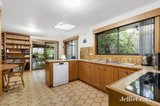 https://images.listonce.com.au/custom/160x/listings/6-pentland-court-glen-waverley-vic-3150/266/00756266_img_03.jpg?hmp3y4WO2k0