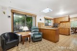 https://images.listonce.com.au/custom/160x/listings/6-pentland-court-glen-waverley-vic-3150/266/00756266_img_07.jpg?JktIKoZocnY