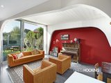 https://images.listonce.com.au/custom/160x/listings/6-pentland-street-williamstown-vic-3016/975/01202975_img_08.jpg?7ECcBluGQDA