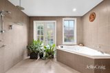 https://images.listonce.com.au/custom/160x/listings/6-phoenix-street-maldon-vic-3463/254/01929254_img_12.jpg?hsbo-Zh3PiI