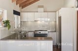 https://images.listonce.com.au/custom/160x/listings/6-pinjarra-court-diamond-creek-vic-3089/513/01943513_img_04.jpg?vTO0aXh1zBA