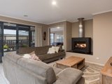 https://images.listonce.com.au/custom/160x/listings/6-princess-court-mooroolbark-vic-3138/540/01524540_img_07.jpg?aIkQ9v-BJXk