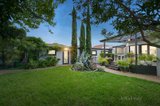 https://images.listonce.com.au/custom/160x/listings/6-rae-street-bentleigh-east-vic-3165/959/00877959_img_08.jpg?yzlArp7-PdI