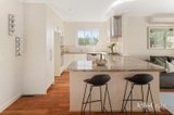 https://images.listonce.com.au/custom/160x/listings/6-regent-parade-cheltenham-vic-3192/190/01905190_img_04.jpg?zbSAZtOTp0M