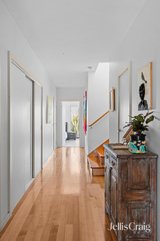 https://images.listonce.com.au/custom/160x/listings/6-revo-street-newport-vic-3015/063/01971063_img_17.jpg?MHT7PQMz7G4