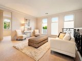 https://images.listonce.com.au/custom/160x/listings/6-ropley-avenue-balwyn-vic-3103/925/01684925_img_08.jpg?eGtYRt-AlYw