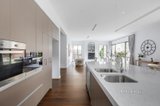 https://images.listonce.com.au/custom/160x/listings/6-roselyn-crescent-bentleigh-east-vic-3165/717/01734717_img_04.jpg?DdUh6aLczEY
