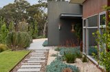 https://images.listonce.com.au/custom/160x/listings/6-rotin-court-plenty-vic-3090/453/01991453_img_03.jpg?pi_0l0n87Uw