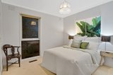 https://images.listonce.com.au/custom/160x/listings/6-roycroft-close-glen-waverley-vic-3150/859/01063859_img_11.jpg?0vhxhLOsmjg