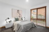 https://images.listonce.com.au/custom/160x/listings/6-ryefield-court-diamond-creek-vic-3089/145/01475145_img_07.jpg?GvtqdAhP_A8