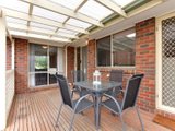 https://images.listonce.com.au/custom/160x/listings/6-samuel-street-ringwood-vic-3134/636/00620636_img_08.jpg?a-jPC7stNyQ