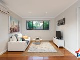 https://images.listonce.com.au/custom/160x/listings/6-saxon-drive-mooroolbark-vic-3138/689/01524689_img_03.jpg?A5Yc_3LKnVw