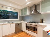 https://images.listonce.com.au/custom/160x/listings/6-saxon-drive-mooroolbark-vic-3138/689/01524689_img_09.jpg?08iTZWfgzNE